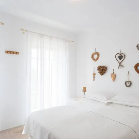 On The Rocks - The Retreat - Serviced Country house